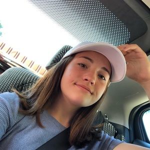 Meet your Posher, Madelyn